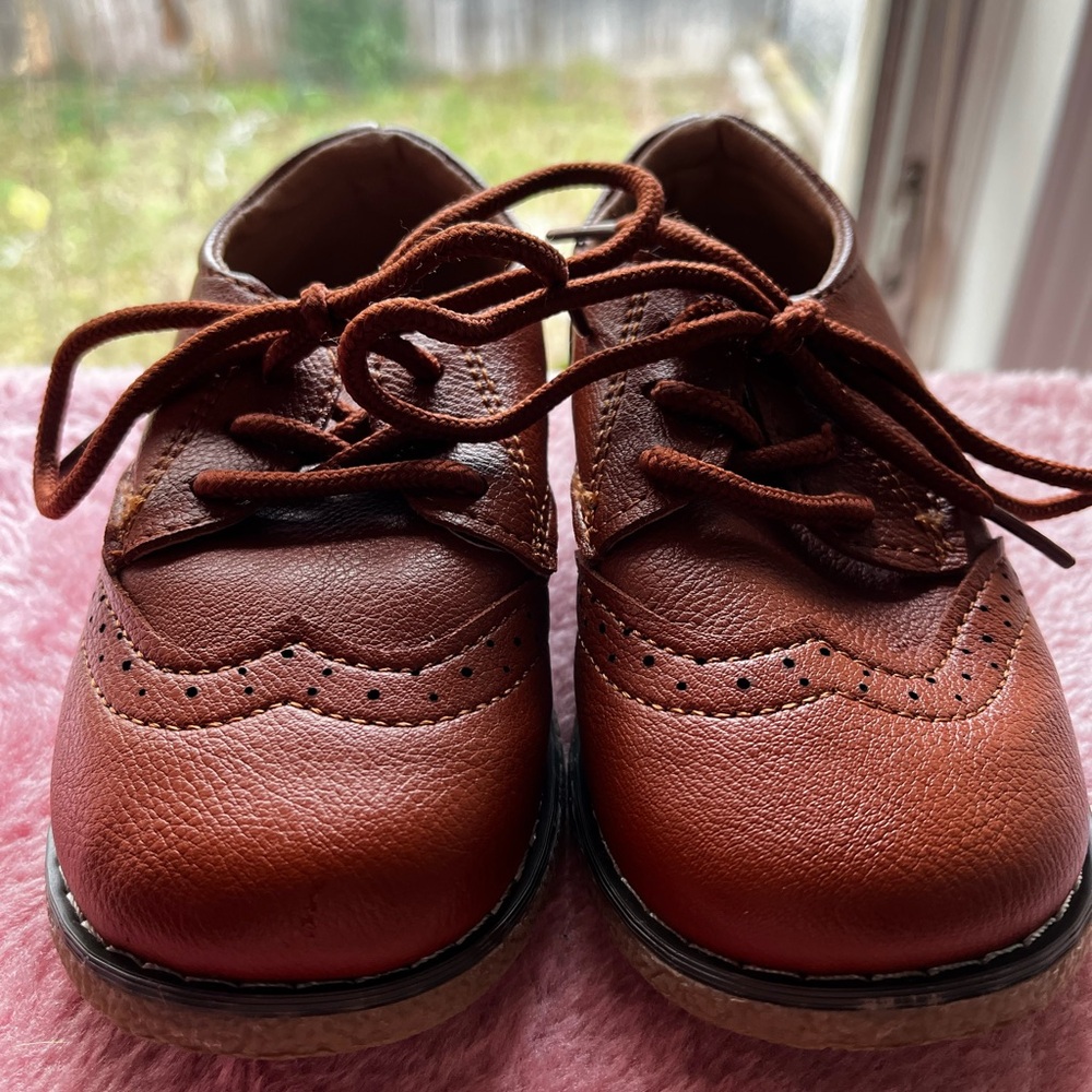 MG baby shoes
